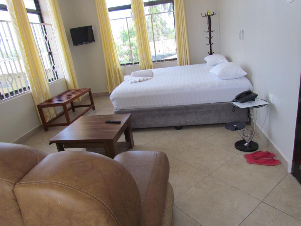 Fq Hotel Limited ดาร์เอสซาลาม ห้อง รูปภาพ